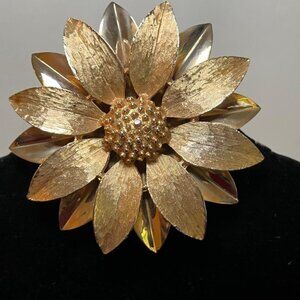 Sarah Coventry Brooch